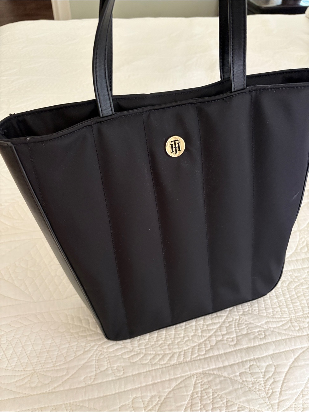 Tommy Hilfiger Black Quilted Vertical-Stitch Tote with Gold Logo